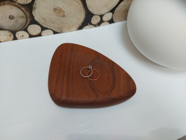 Wooden pebble trinkets and handmade wooden gifts by The Wooden Gem.