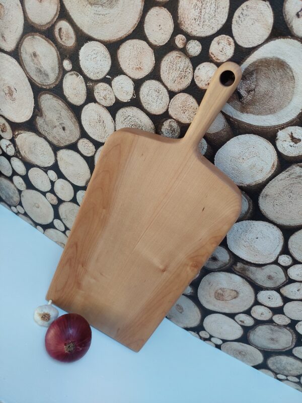 A Maple chopping board for great handmade wooden gifts by The Wooden Gem.